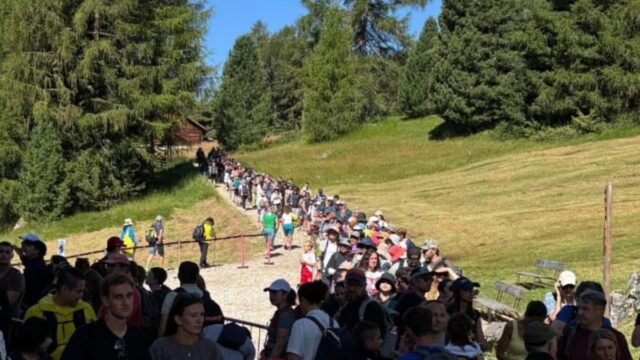 Breve lezione di meraviglia, al di là della montagna